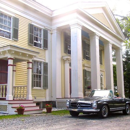 Oakcliff Bed And Breakfast Halfmoon Extérieur photo