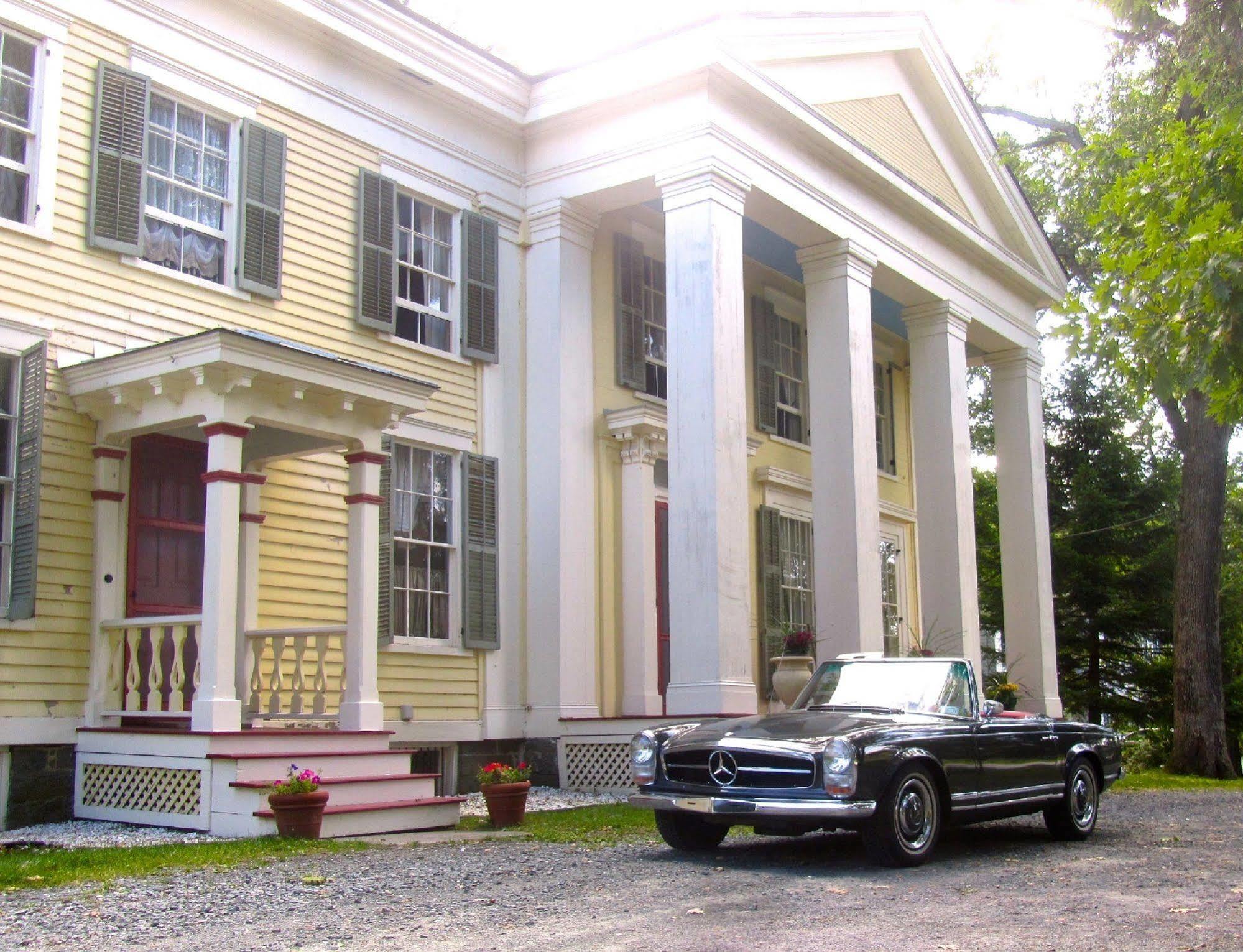 Oakcliff Bed And Breakfast Halfmoon Extérieur photo