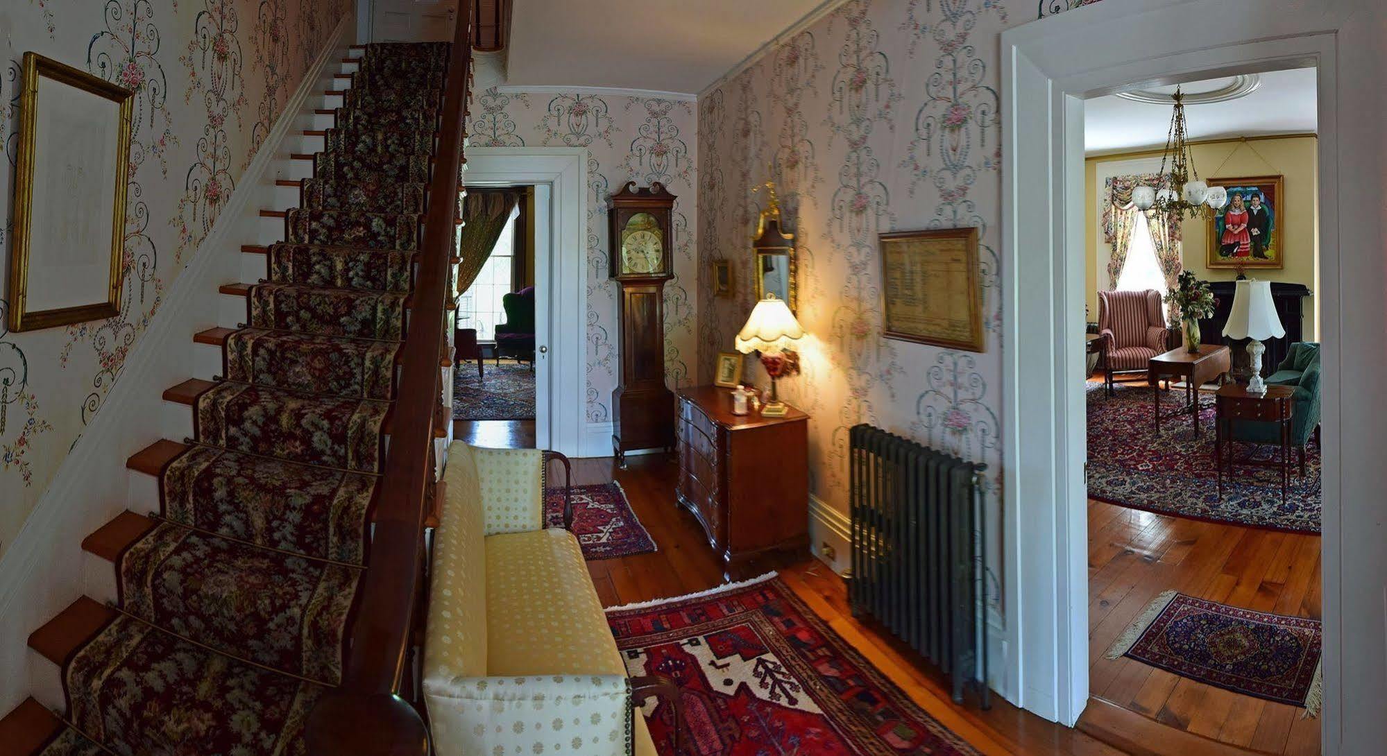 Oakcliff Bed And Breakfast Halfmoon Extérieur photo